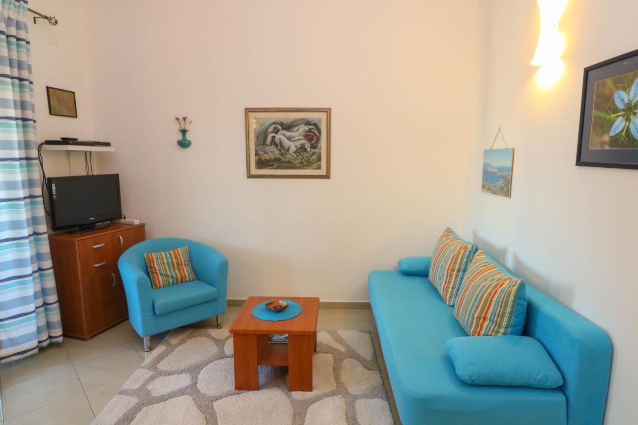 Apartments Blue And Green With Balcony Baška Екстериор снимка